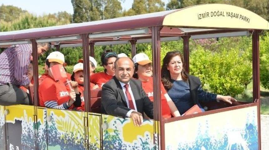 Başkan Arslan Engelli &Ccedil;ocuklarla Doğal Yaşam Parkı'nı Gezdi