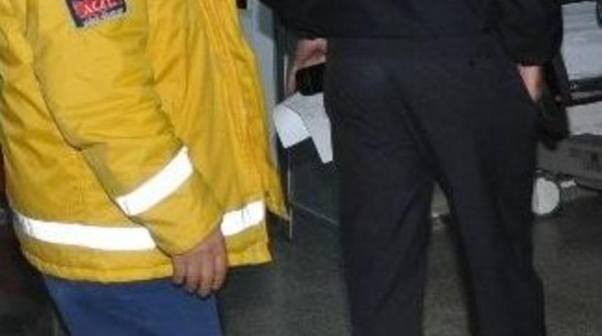 Aynı Ambulansta G&ouml;rev Yaptığı Arkadaşını Darp Etti