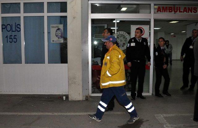 Ambulans Şoförünün, Sağlık Görevlisini Darp Ettiği Iddiası