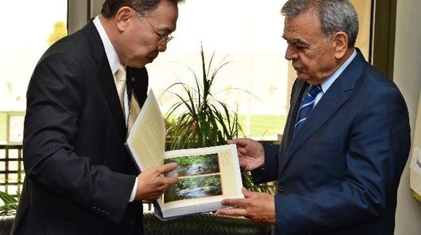 İzmir&rsquo;e Tayland &Ouml;vg&uuml;s&uuml;