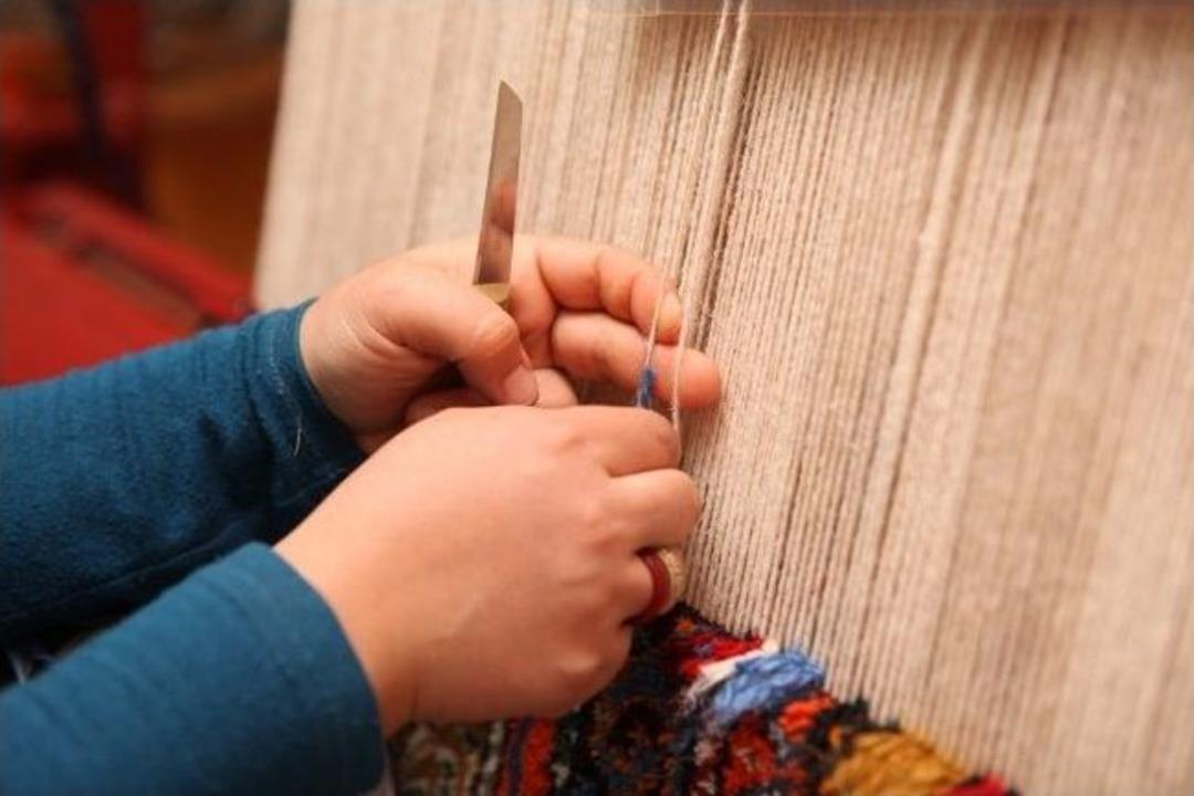 Her İlmekte Para Kazanıyor, Meslek Sahibi Oluyorlar