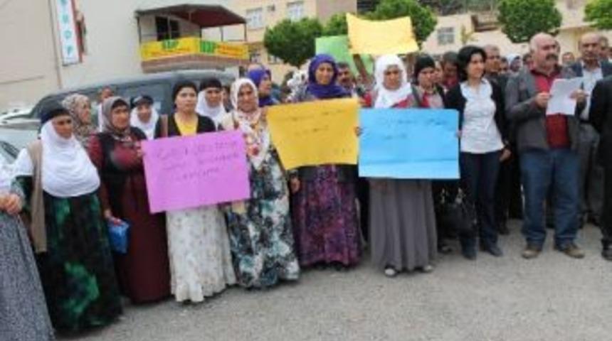 Rasulayn&rsquo;daki İntihar Saldırıları Viranşehir&rsquo;de Protesto Edildi