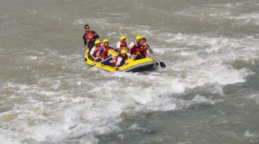 Muş’ta Rafting Ve Kano Eğitimleri Başladı