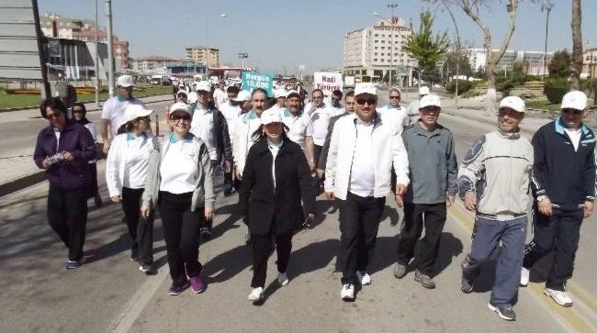 Sağlık İ&ccedil;in Y&uuml;r&uuml;y&uuml;ş Yapıldı