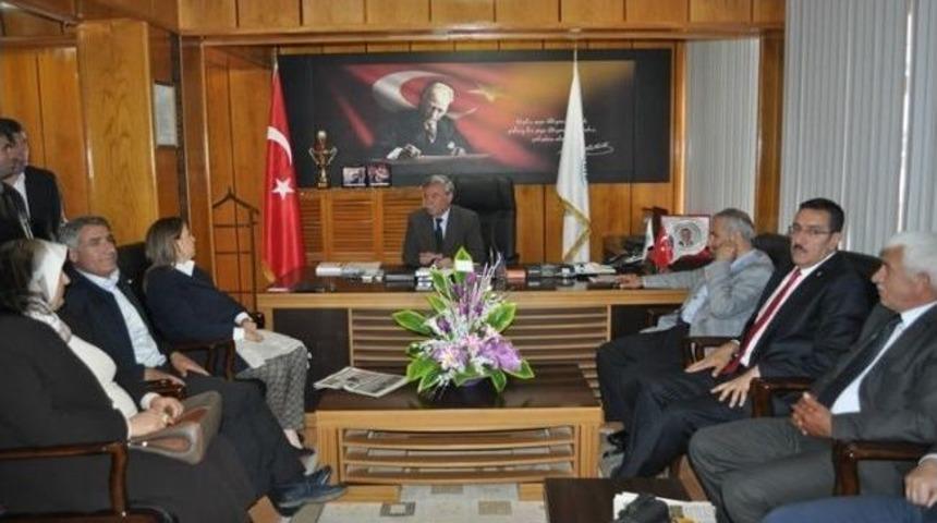 Milletvekilleri Ve Ak Parti Heyetinden Başkan Vahap K&uuml;&ccedil;&uuml;k&rsquo;e Ziyaret