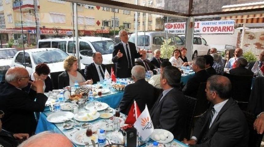 Karabağlar'da Muhtarlar Zirvesi