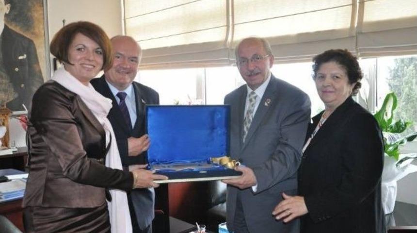 Macaristan Savunma Bakanından Başkan Kadir Albayarak&rsquo;a Ziyaret