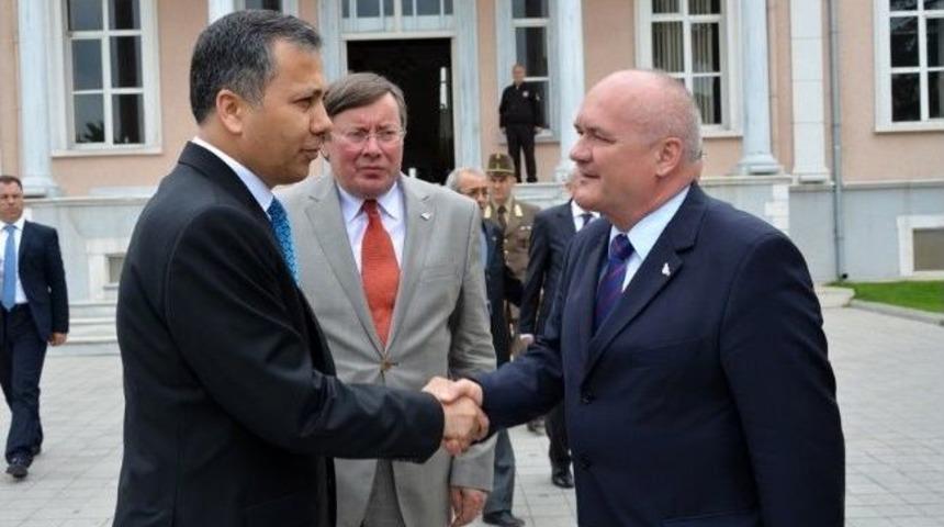 Macaristan- T&uuml;rkiye Arasındaki İlişki Tekirdağ&rsquo;da Masaya Yatırıldı