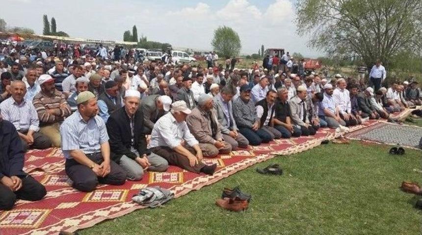 G&uuml;ny&uuml;z&uuml;'nde Yağmur Duası Yapıldı