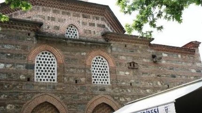 Musa Baba Dualarla Anıldı