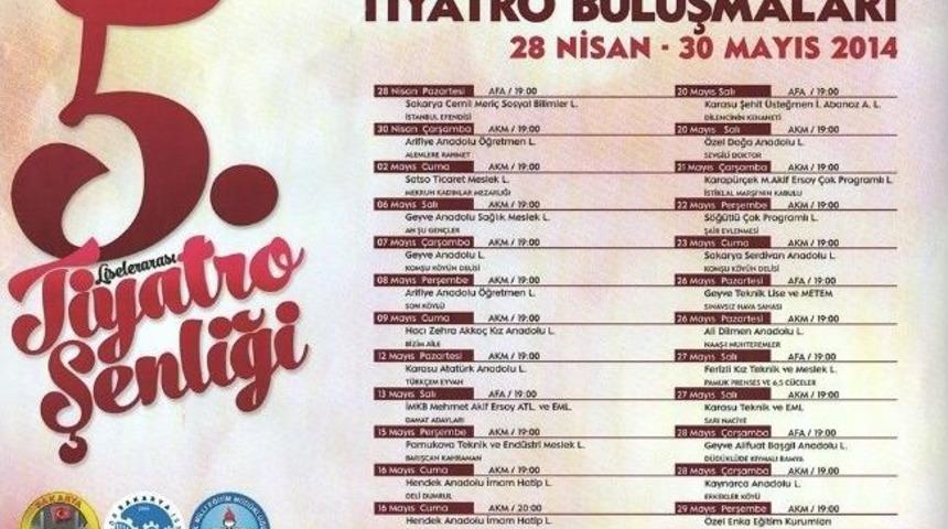 Liseler Tiyatro Sahnesine &Ccedil;ıkıyor