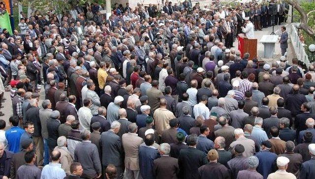 Simav’da Yağmur Duasına Çıkan 6 Bin Kişiye Yemek İkram Edildi