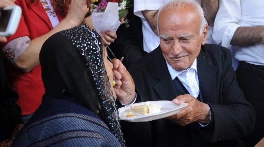 Asırlık Aşk Kilisede Resmileşti