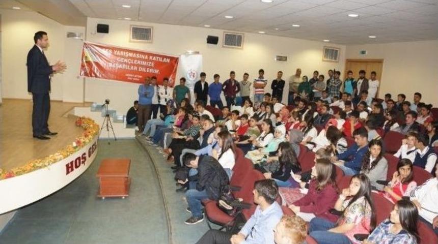Gen&ccedil;ler Arası Ses Yarışması D&uuml;zenlendi