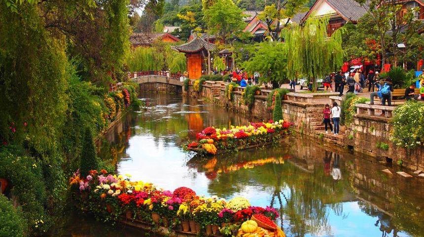 D&uuml;nyanın en g&uuml;zel 7 yerine r&uuml;ya gibi bir yolculuk