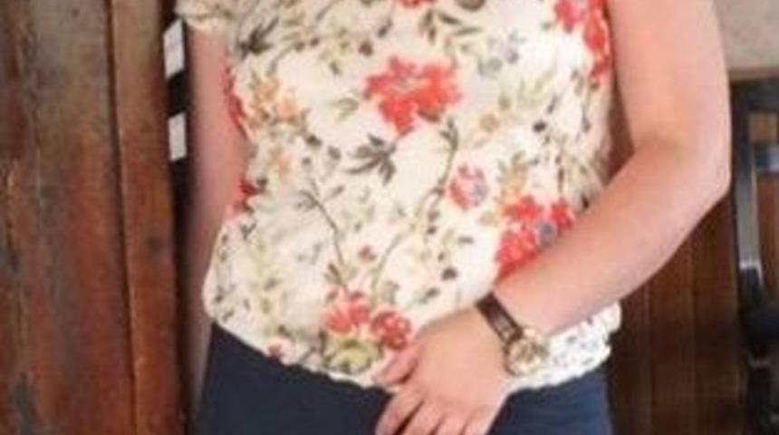 Şerife &Ouml;ğretmen, &Ouml;ğrencilerini Acıya Boğdu