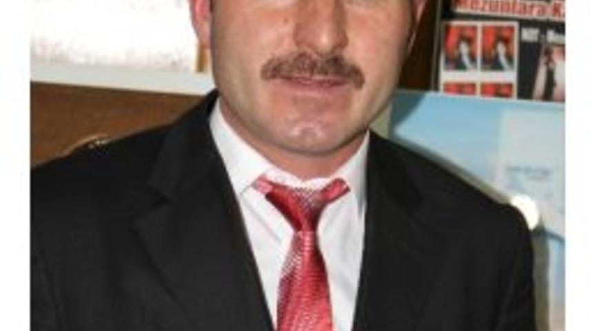 Muhtardan &rsquo;&rsquo;bir Yoksul&rsquo;da Sen Giydir&rsquo;&rsquo; Kampanyası