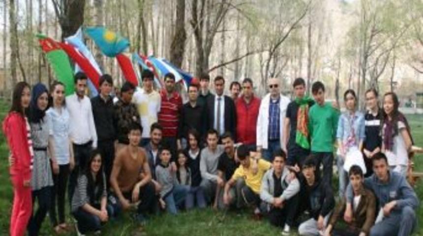 T&uuml;rk D&uuml;nyası Pasinler&rsquo;de Buluştu