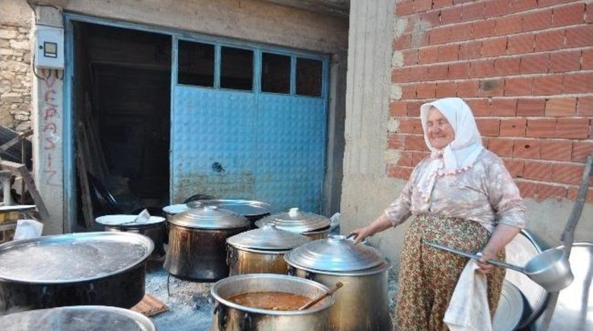 Demircili Neslihan Ninenin Torun &Ouml;zlemi