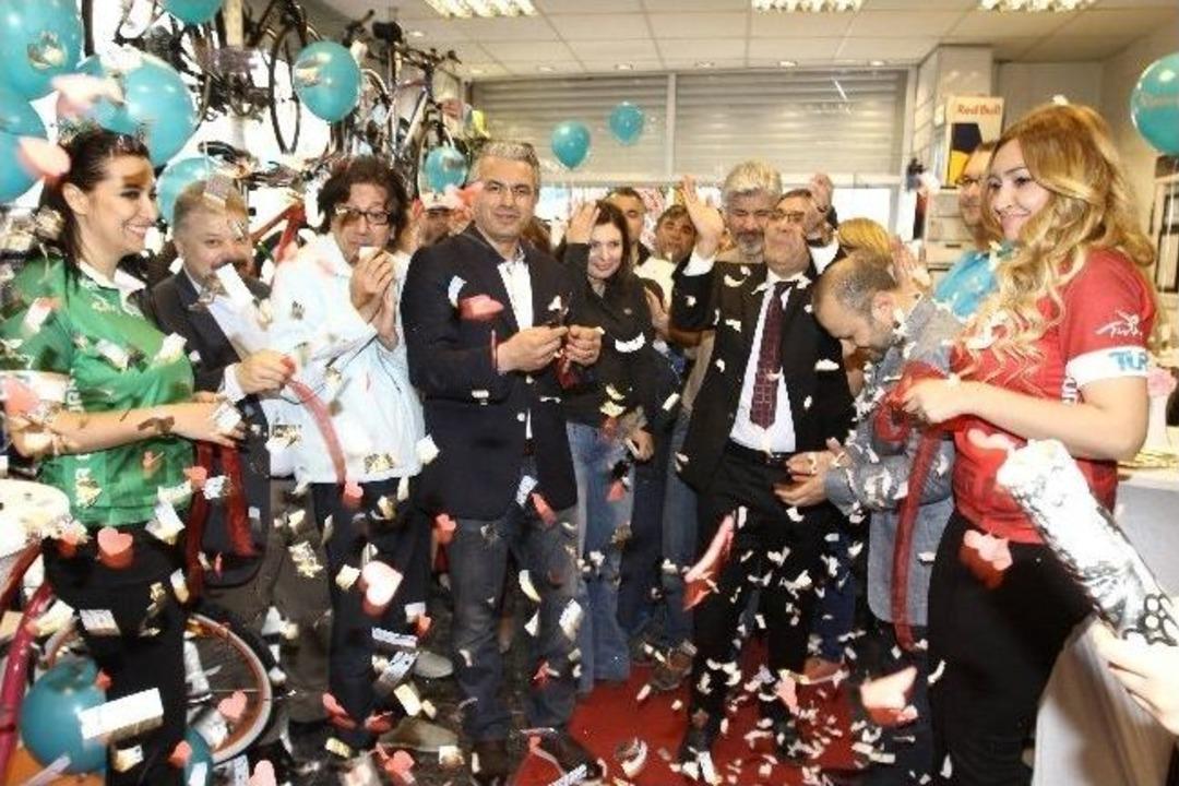 Karşıyaka&rsquo;da "bisiklet Evi" A&ccedil;ıldı