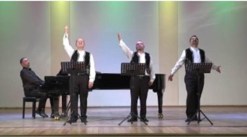 &Ccedil;&uuml; Academic Quartet Ekibi, Belarus&rsquo;ta Ayakta Alkışlandı