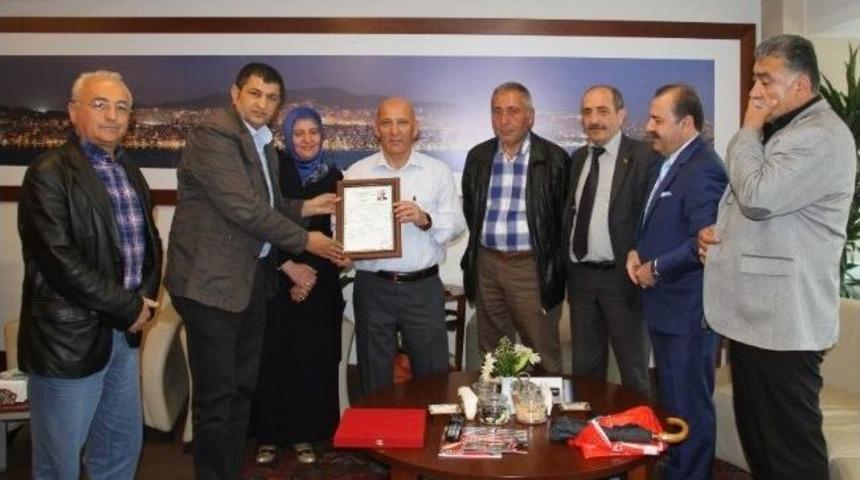 Başkan Altınok &Ouml;z&rsquo;e Fahri &Uuml;yelik