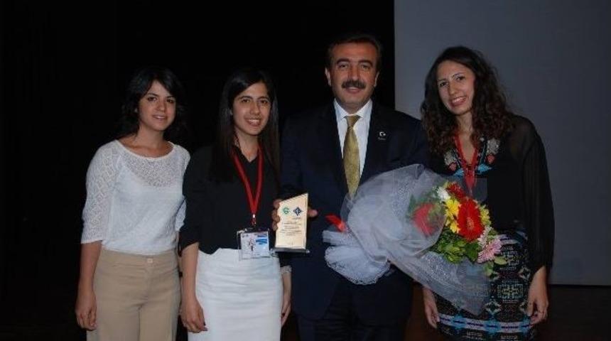 Başkan &Ccedil;etin: "işinizde İyi Olun, Siyasete Girin"