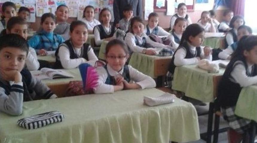 Kulalı Minikler Muhtarı Terletti