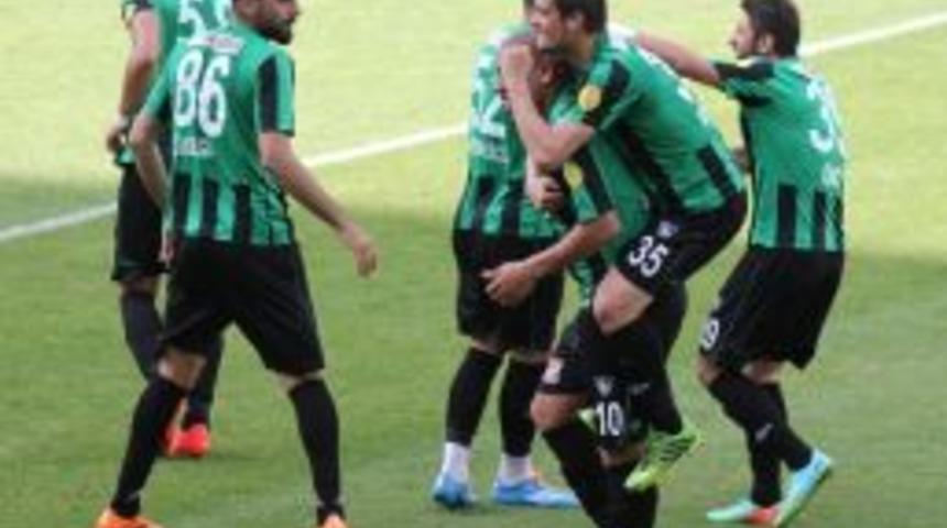 Tekden Denizlispor, Taraftarına 3 Puanla Veda Etti