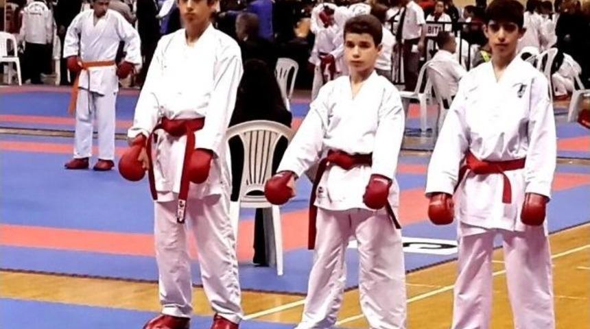 Karateciler 7 Madalya İle D&ouml;nd&uuml;