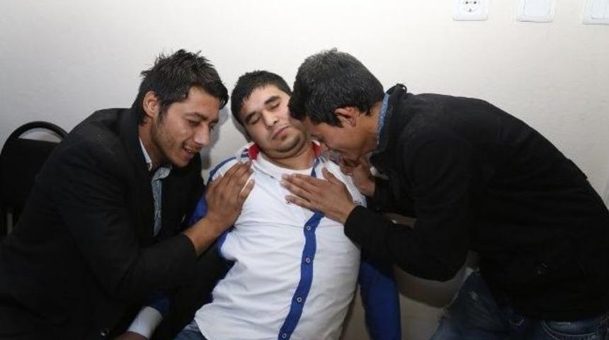 Ko-mek İle Tiyatro Yeteneğini Keşfetti