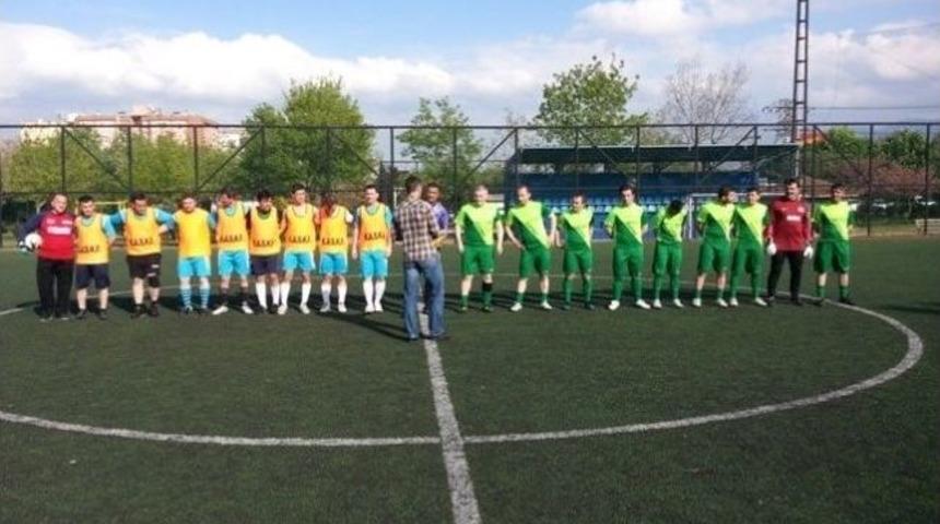 10. Kocaeli B&uuml;y&uuml;kşehir Belediyesi Spor Şenliği Başladı