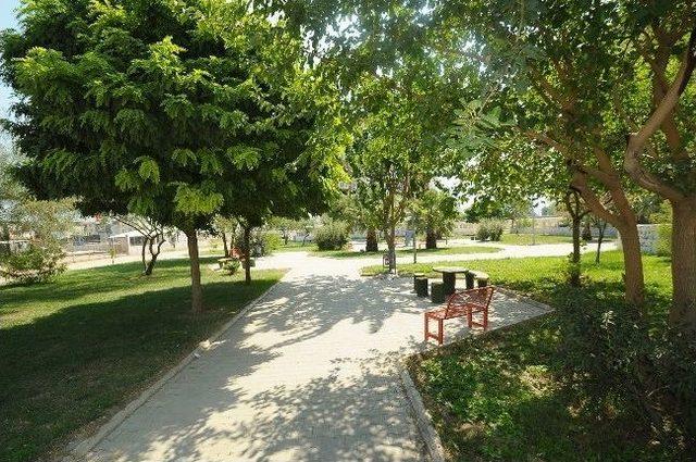 Bornova Belediyesi Parklarda Müzik Yayınına Başlıyor