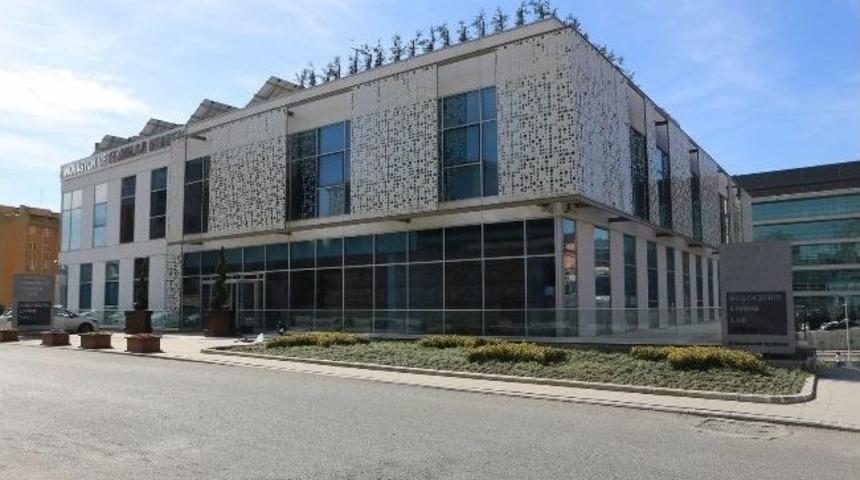 Başakşehir Belediyesi&rsquo;ne &Ccedil;evre Dostu Bina Sertifikası