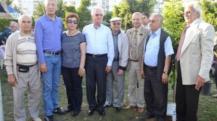 Başkan Tarhan Eğitim Şenliği&rsquo;ne Katıldı