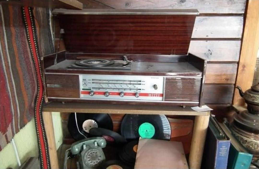 (&ouml;zel Haber) Antika Merakı İşyerini M&uuml;zeye &Ccedil;evirdi