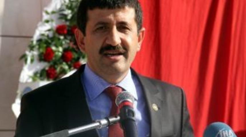 Yeni Kurulan Belediye Para &Ouml;d&uuml;l&uuml; İle Logo Arıyor