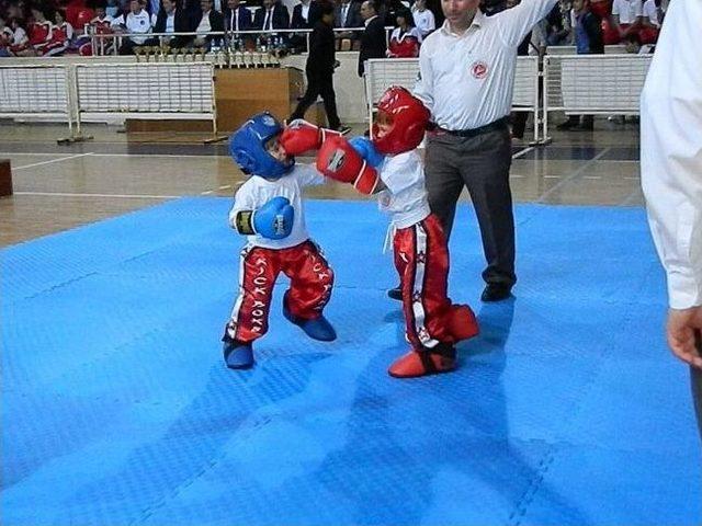 Mudanya’da Kick Boks Fırtınası