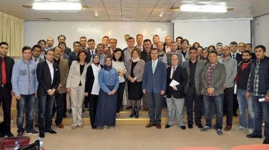 Ak Parti Milletvekili Memecan Y&uuml;ksek Lisans Dersine Katıldı