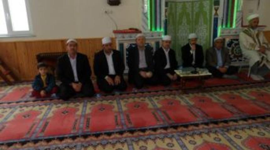 Eleşler köyünde kutlu doğum programı yapıldı