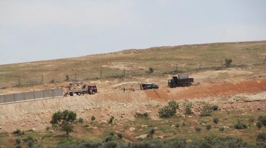Suriye Sınırına Beton Blok Yapılıyor