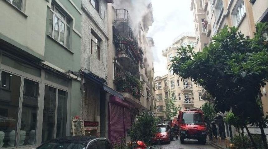 Cihangir&rsquo;de Korkutan Yangın