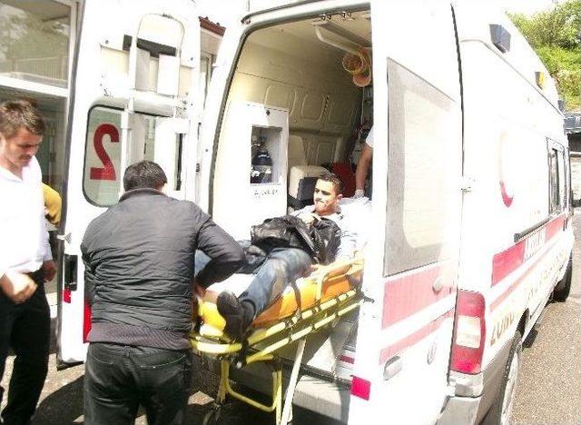 Kdz. Ereğli'de Trafik Kazası: 2 Yaralı