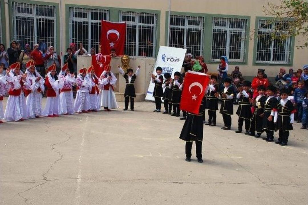 Ga&uuml;n&rsquo;den Halk Oyunları Ve Konser
