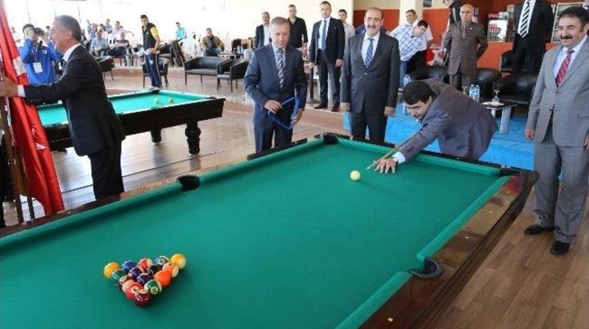 &Uuml;niversiteler Arası Bilardo T&uuml;rkiye Şampiyonası Başladı