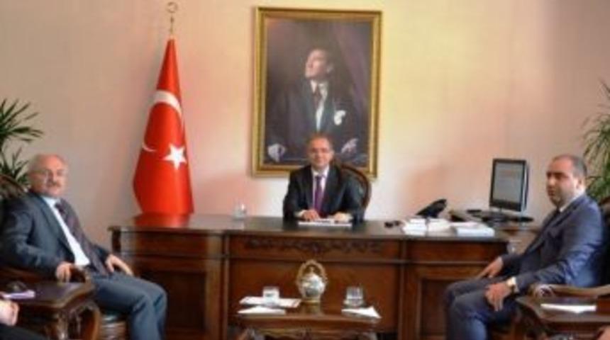 &Ccedil;ocuk Hizmetleri Genel M&uuml;d&uuml;r&uuml; Aytekin'den, Vali Tapsız&rsquo;a Ziyaret