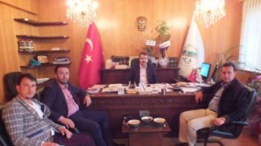 Menderes Belediye Başkanı Kumru&rsquo;da