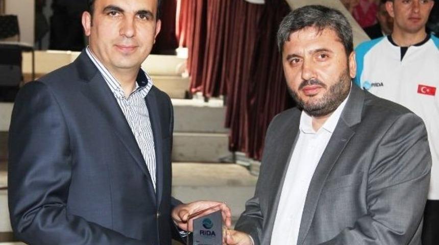 Peygamber Sevgisine &Ouml;d&uuml;l