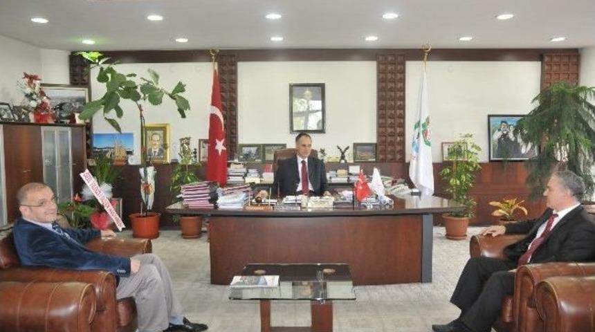 Yıldızlıg&uuml;ven Hastanesinden Başkan T&uuml;rkmen&rsquo;e Tebrik Ziyareti