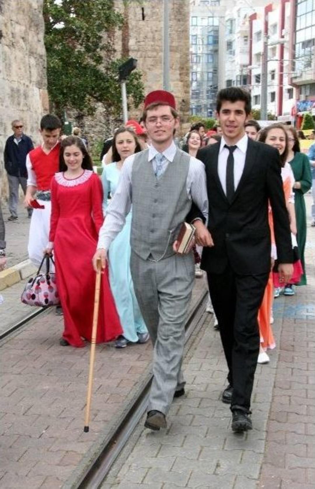 21. Liselerarası Ulusal Tiyatro Şenliği Başladı